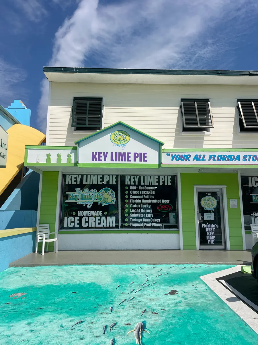 Key lime pie shop storefront advertising over five hundred hot sauces